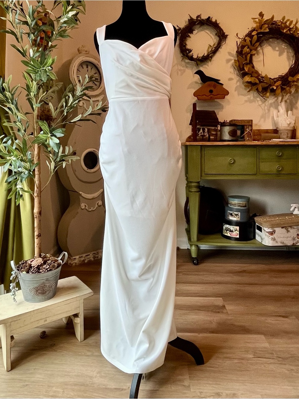 Cider White Ruched Sweetheart Formal Maxi Dress XL NWT